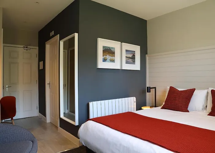 The Isles Of Glencoe Hotel
